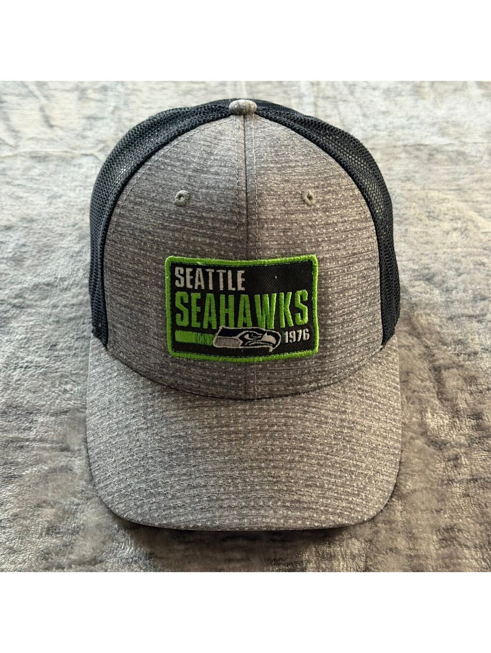 Seattle Seahawks Hat NFL Team Apparel Trucker Snapback Men's One Size Heather